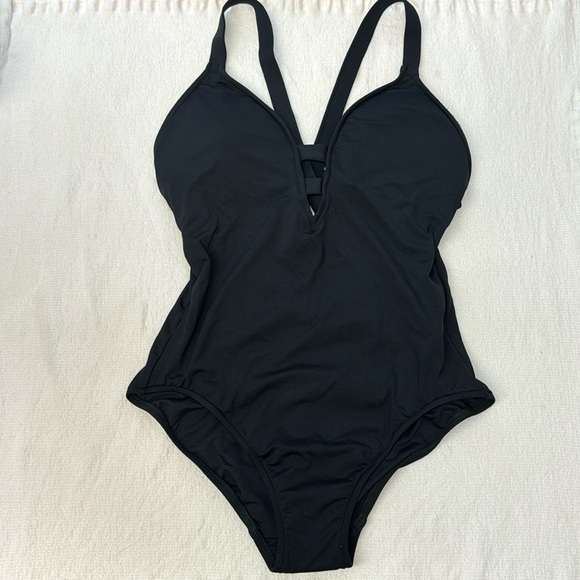 Seafolly Women's Active Deep V Plunge Maillot One Piece Swimsuit size 12 black - Picture 1 of 5